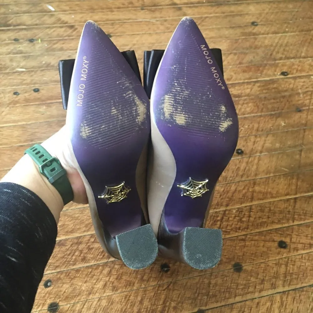 Mojo Moxy retro heels with bows Tan Size 6 - Image 4