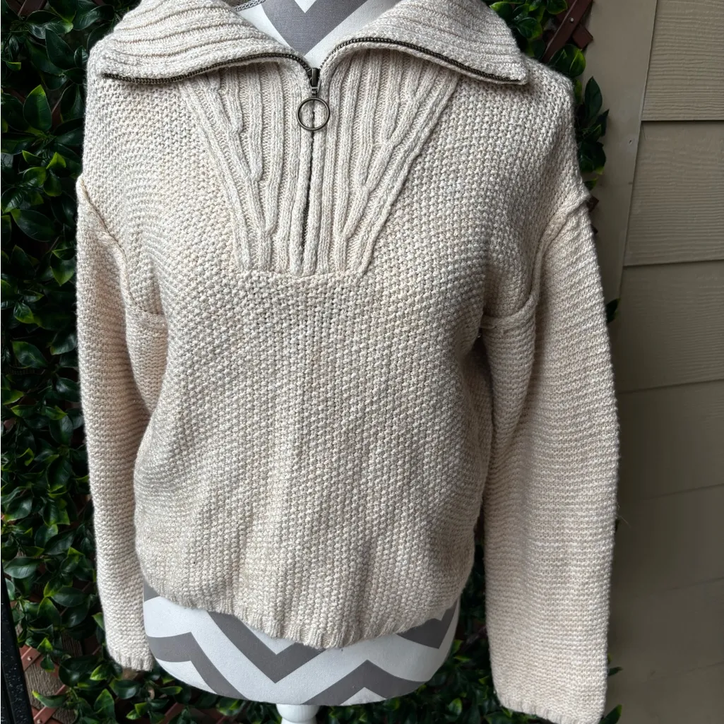 Cozy Cream Women's Sweater - Image 3