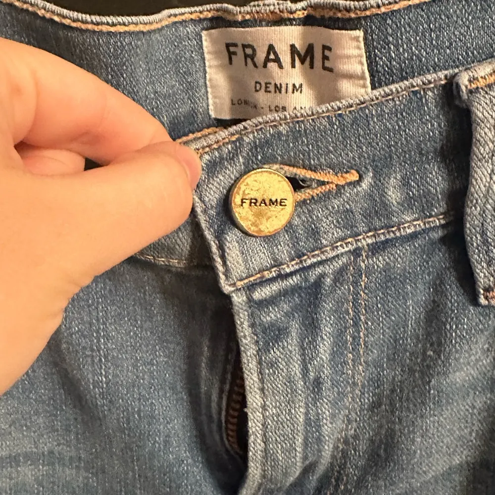 Frame Distressed Denim Jeans - Image 4