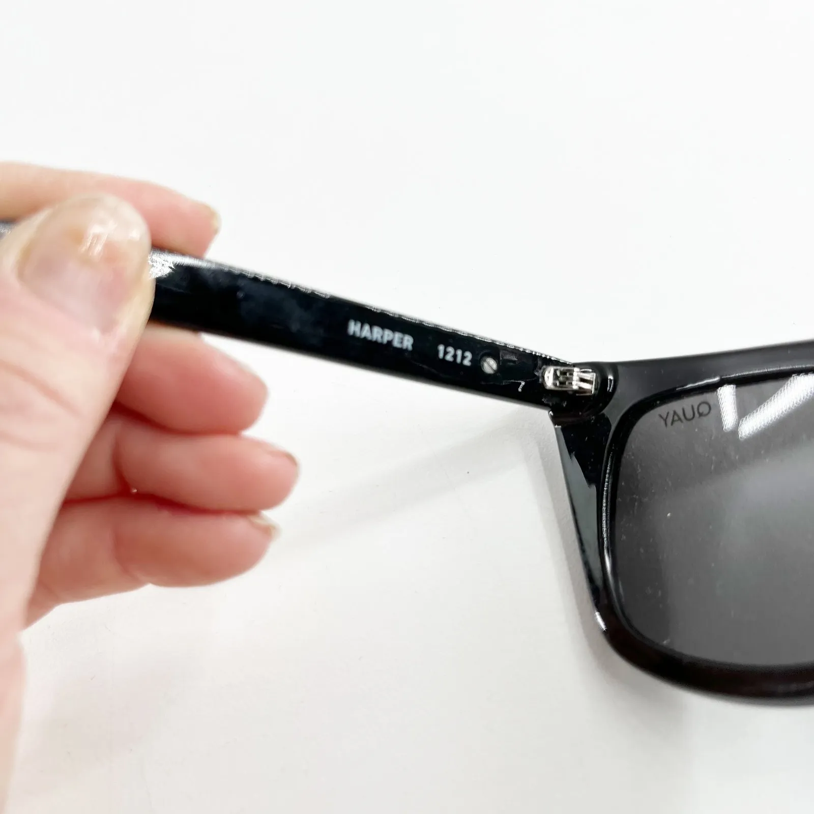 Quay Australia Harper Shiny Black Frame Smoke Lens Cat-Eye Sunglasses - Image 5