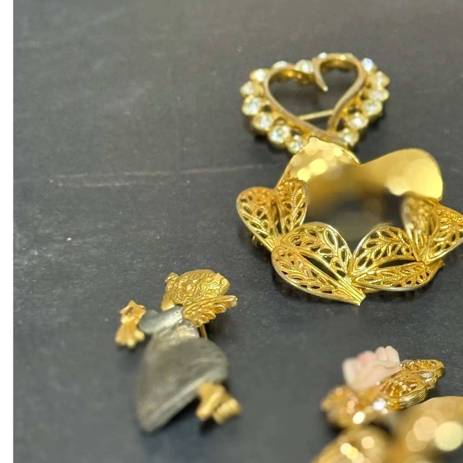 VTG Costume Jewelry Brooch Lot 8 Pieces - Image 2