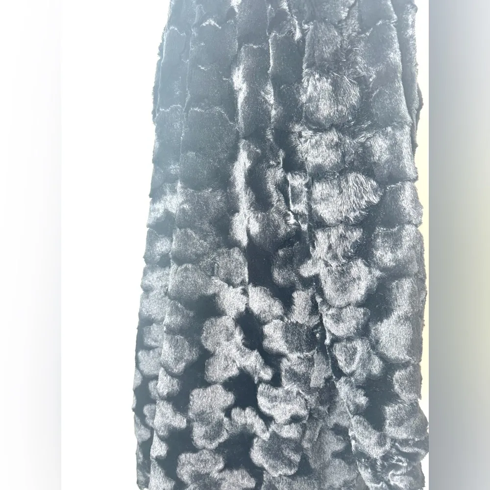 Altar’s State Faux Fur Wrap Coat Size M - Image 3