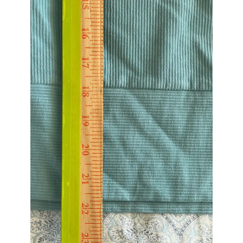 Tuckernuck Blue Rollins Funnel Neck Ribbed Pullover Size Medium - Image 12