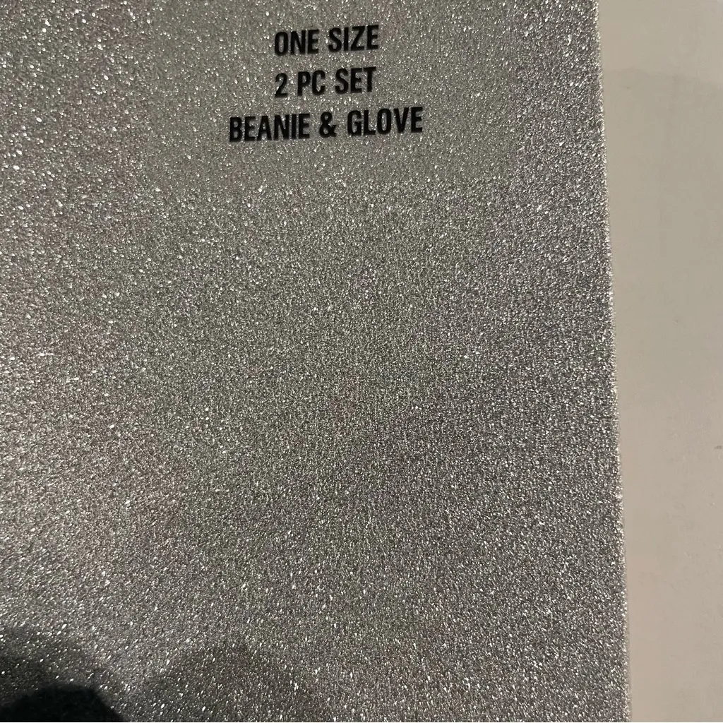 Madden NYC Warm Grommet Rhinestone Studded Beanie & Cuffed Glove NWT Black - Image 3