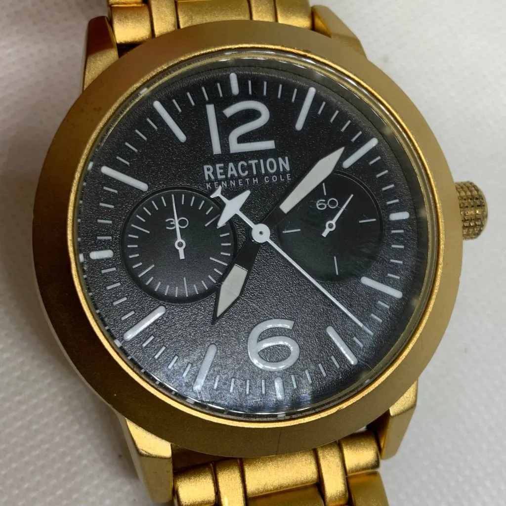 Kenneth Cole Reaction men’s watch gold tone black dial 48mm size 8” running - Image 2