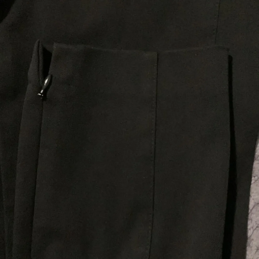 Ann Taylor  Black Stretch Pants Size 6 High Rise EUC #7652 - Image 2