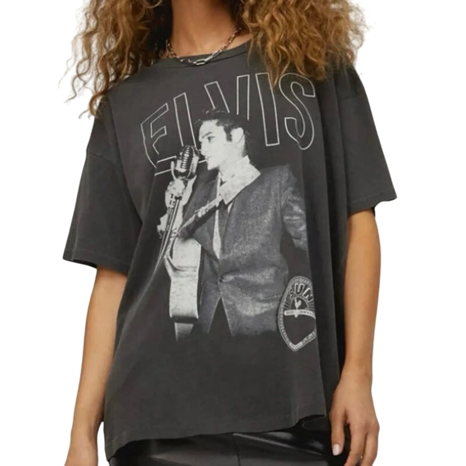 DAYDREAMER Sun Records X Elvis Merch Tee
Size Large
New with Tag
MSRP $88 - Image 2