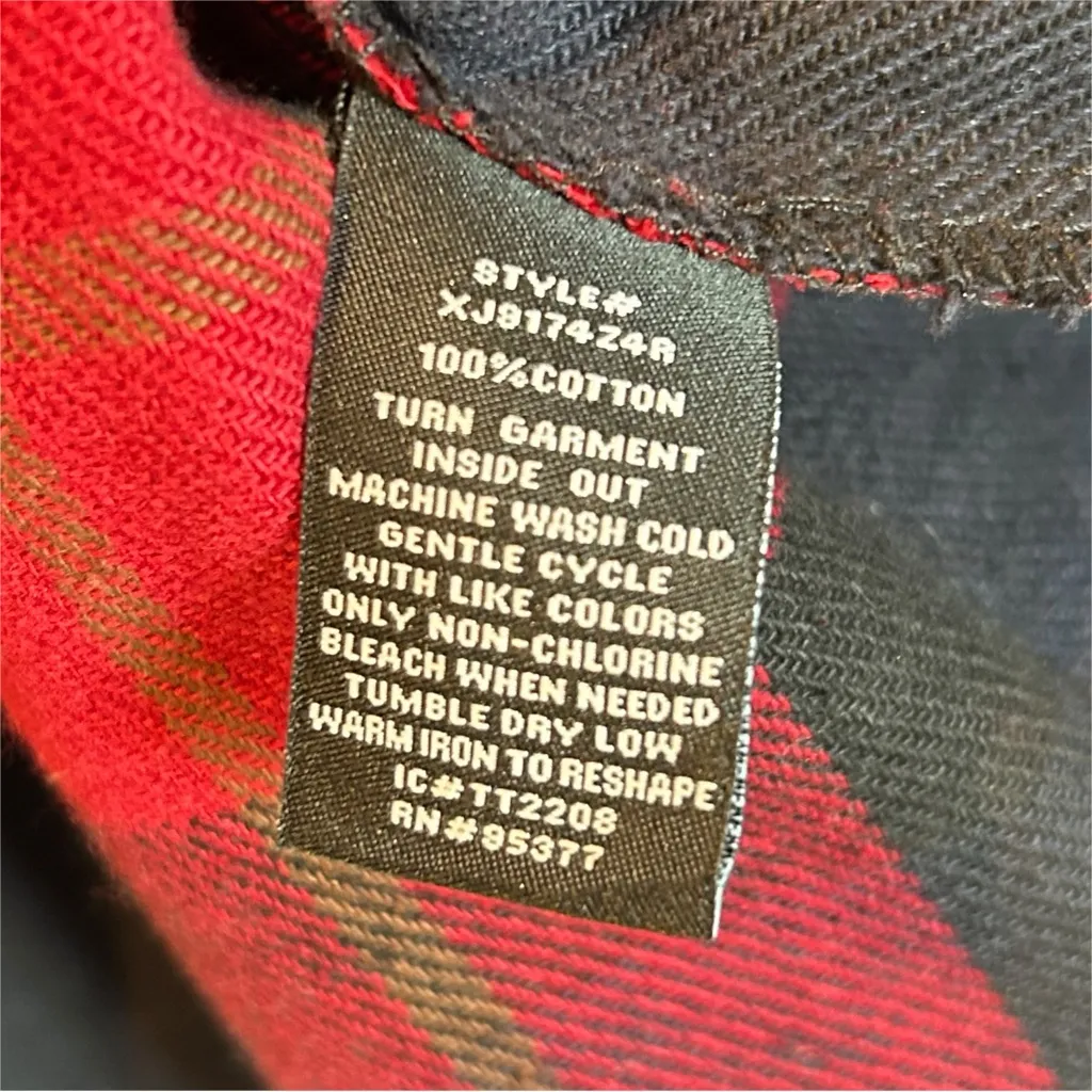 Sanctuary Red Buffalo Check Flannel Shacket Size Medium Plaid Fall Cabincore - Image 4