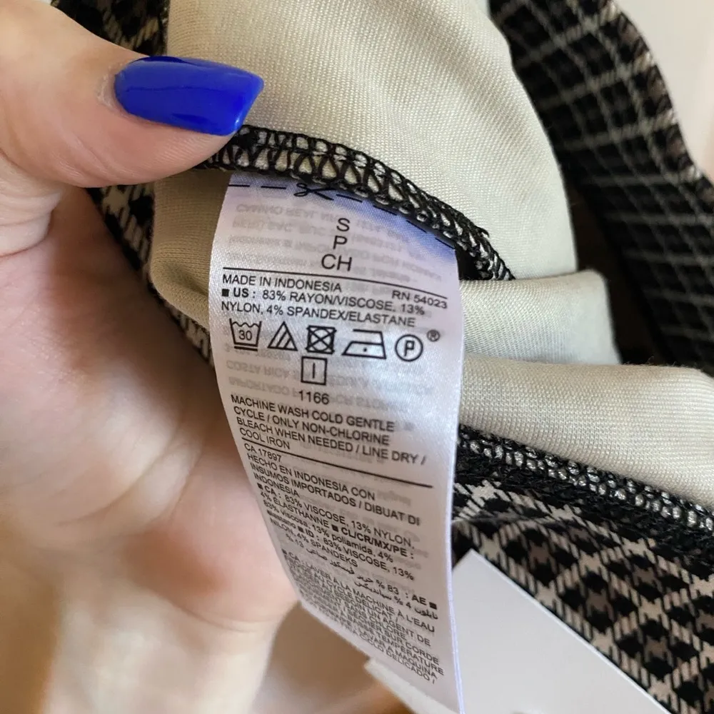 NWT Old Navy Small Stevie high rise pixie houndstooth pull on pants stretchy - Image 6