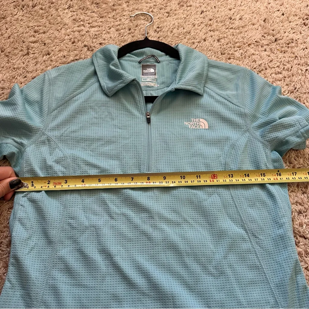 The North Face Vapor Wick Hiking Shirt Womens Medium Blue Stretch Fabric Polo - Image 8