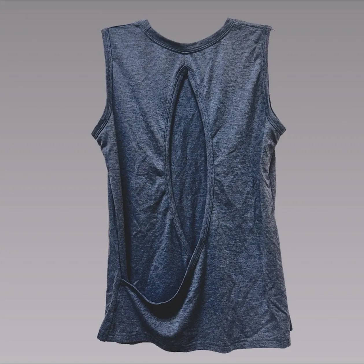 NWT Mippo Lightweight Gray Open Back Workout/Muscle Tank Activewear Top - Image 8