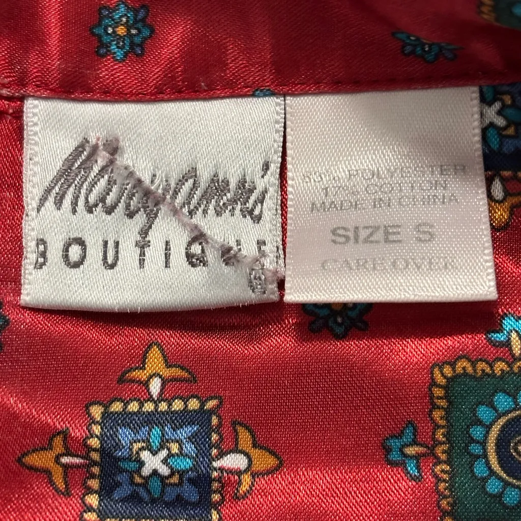 Vintage Maryann Boutique Elegant Red Patterned Women's Satin Pajama Top Size S - Image 7