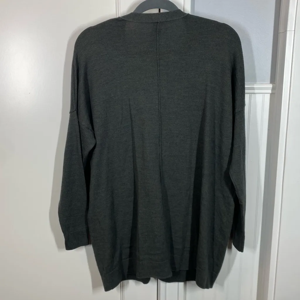 Kit and Ace Travel On Cardigan Merino Wool Green Gray Button V Neck Pockets XS/S - Image 4