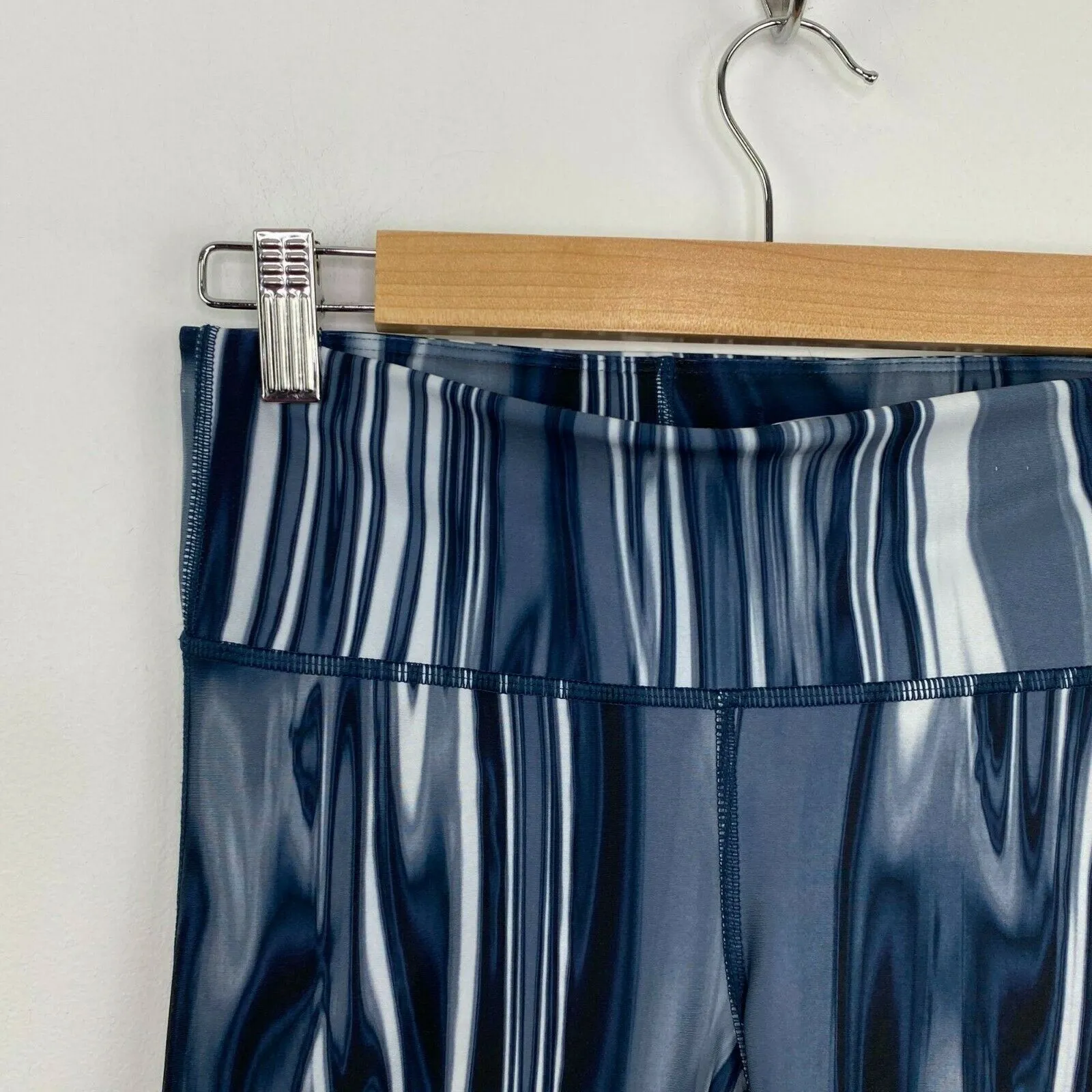 Gap Fit G Fast Blue White Marble Print Leggings Women's Size Extra Small XS - Image 4