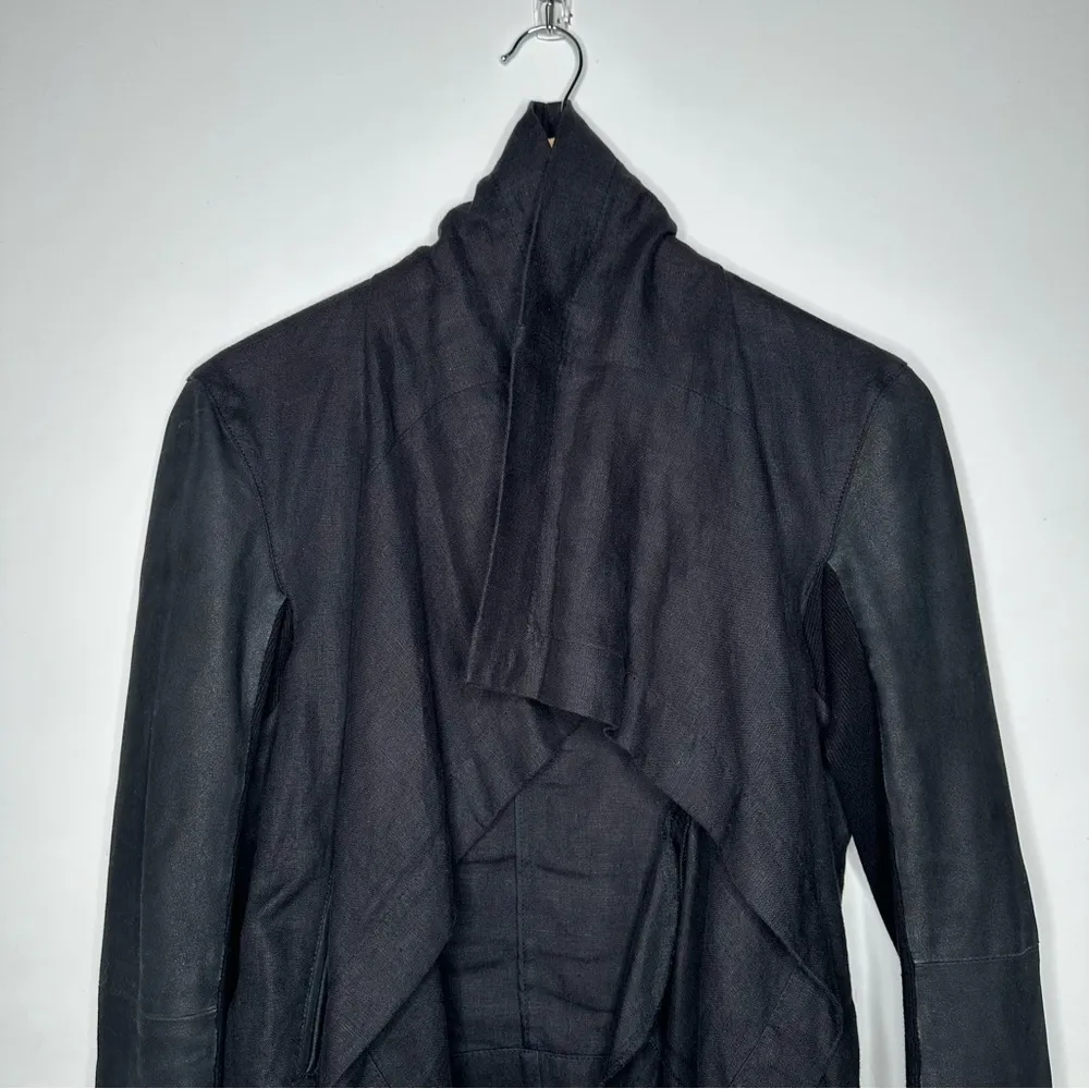 VEDA Black Linen and Goat Leather Open Drape Front Jacket Size Small - Image 6