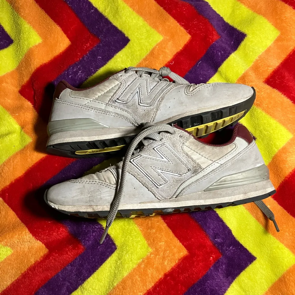 New Balance X Figs Shoes Womens 7 Gray Maroon Nursing Comfort Athlesiure 996 - Image 5