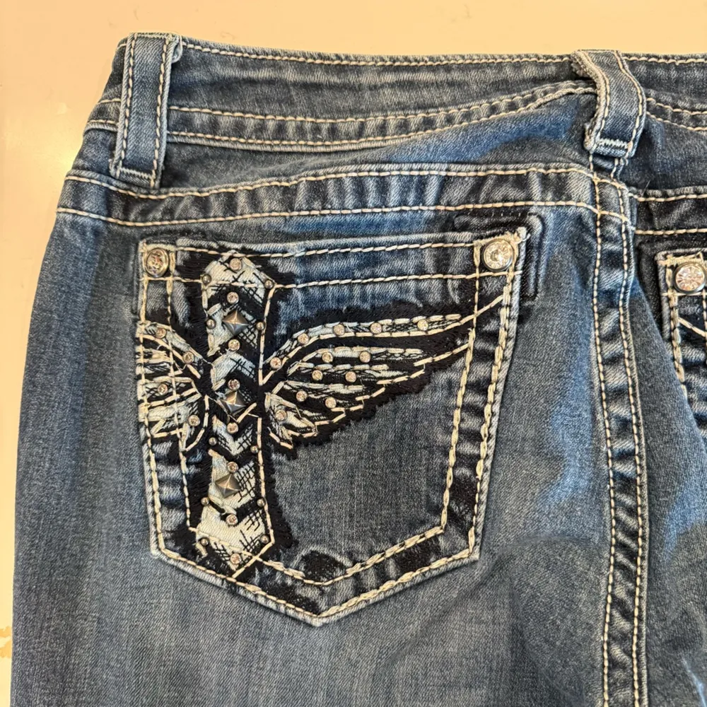 MISS ME Denim Size 31 Skinny Jeans Angel Wings
Cross Bradbury Crystal Pockets - Image 7