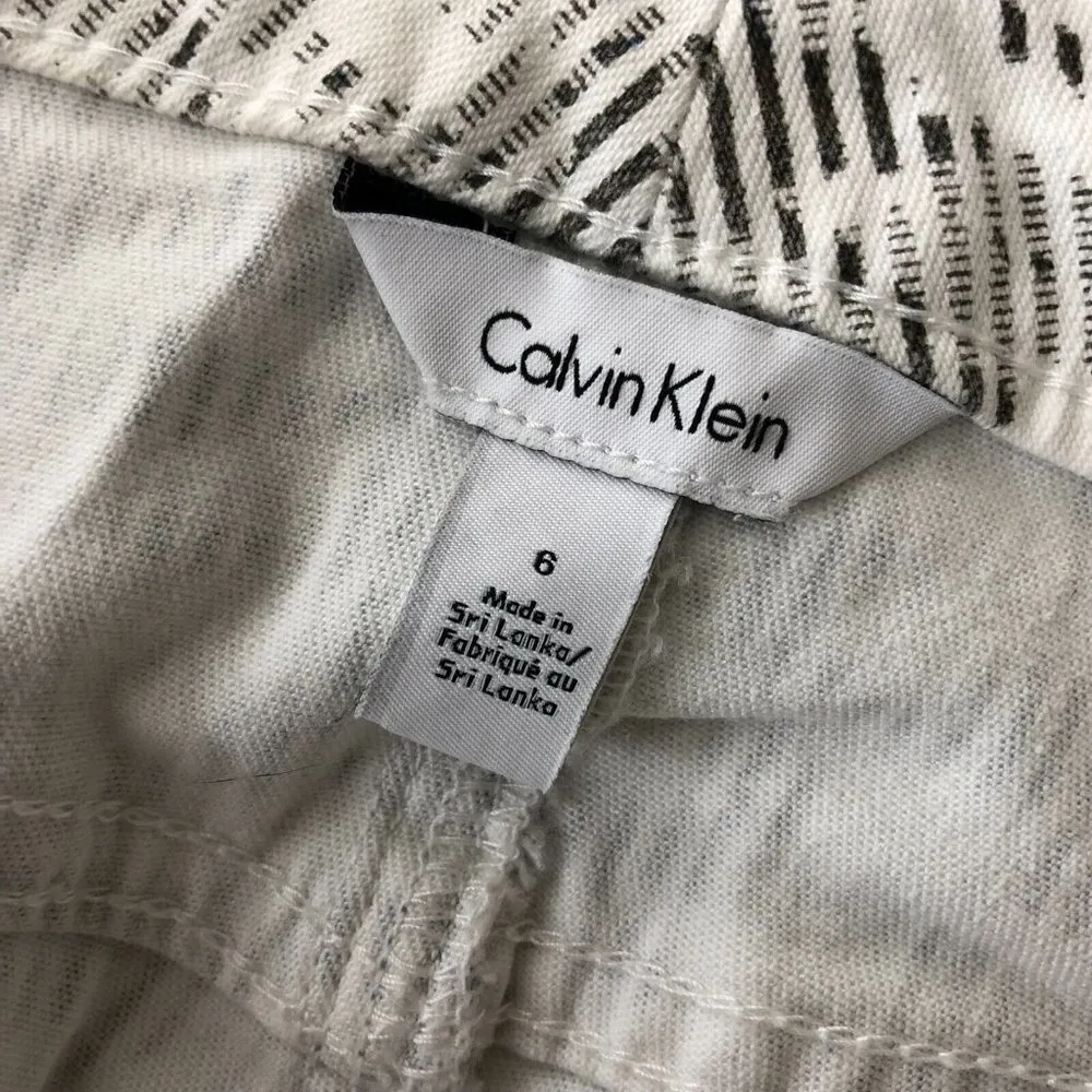 Calvin Klein Womens Skinny Jeans Leopard Print Stretch Gray White 6 - Image 4