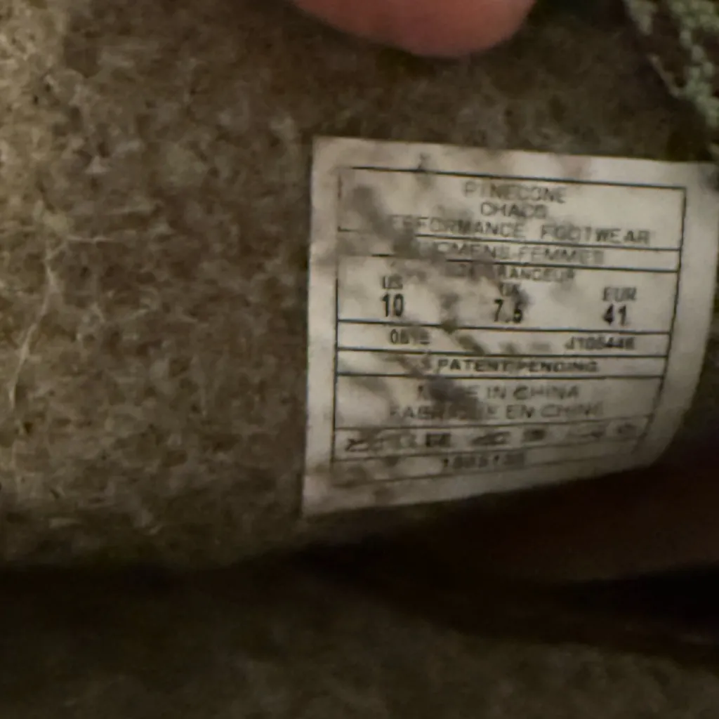 Chaco Women Size 10 Barbary Chukka outdoors boot - Image 7