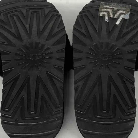 UGG 9 Black Furry Logo Slides - Image 2