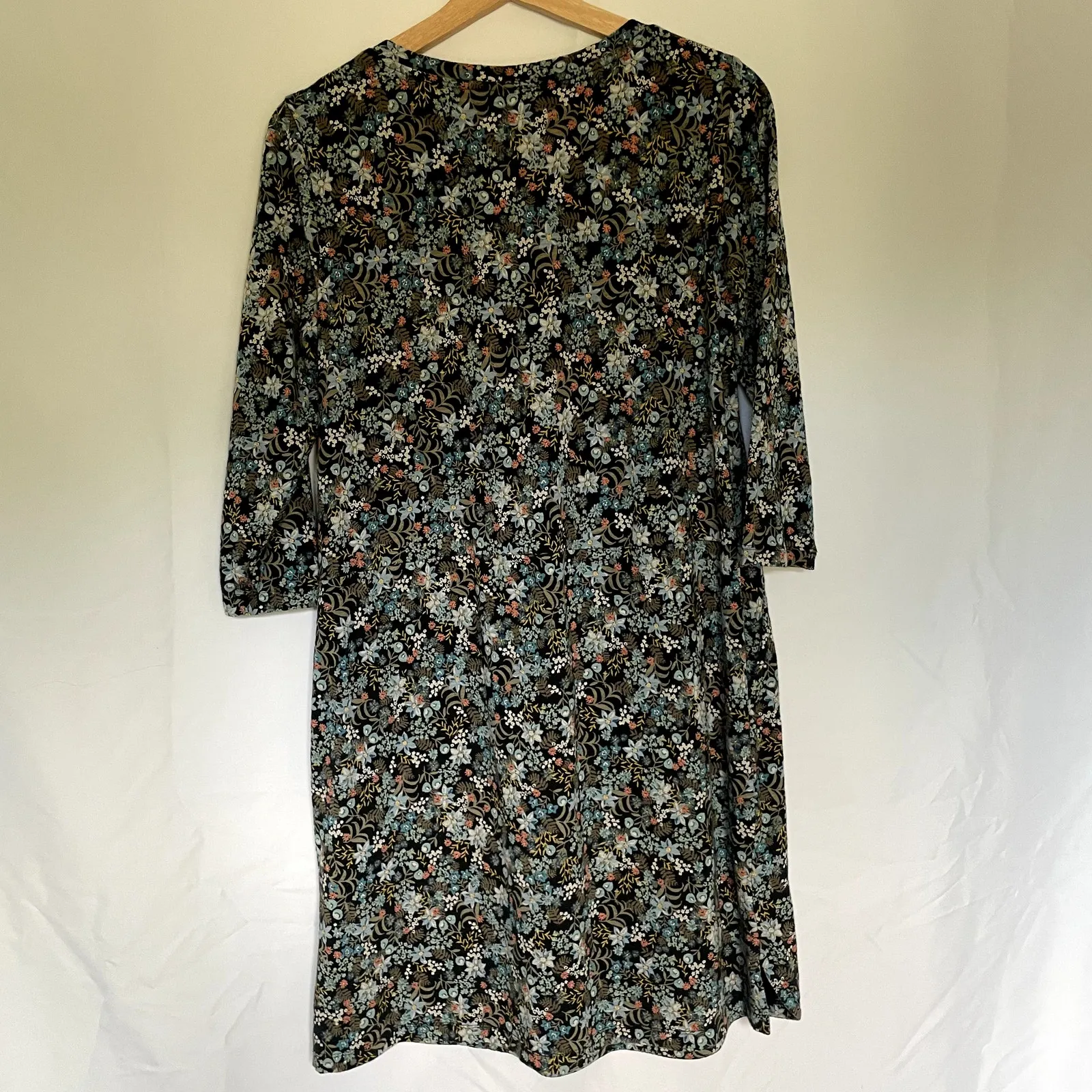 J.Jill blue floral v - Image 6