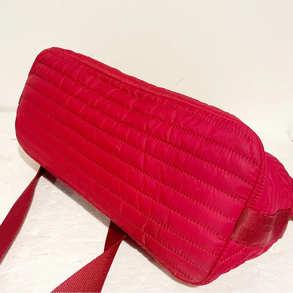 Tory Burch Red Quilted Nylon Slouchy Satchel Shoulder Handbag Purse - Image 4