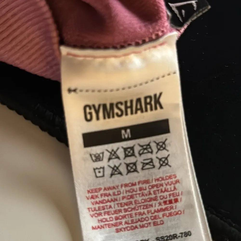 Gymshark Pink Camo Adapt Booty Lift Leggings Size Med EUC #VEG-0051 - Image 7