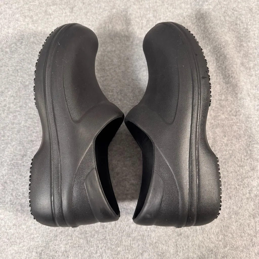 Crocs Women's Neria Pro II Black Slip Resistant Clogs Size 10 - Image 9