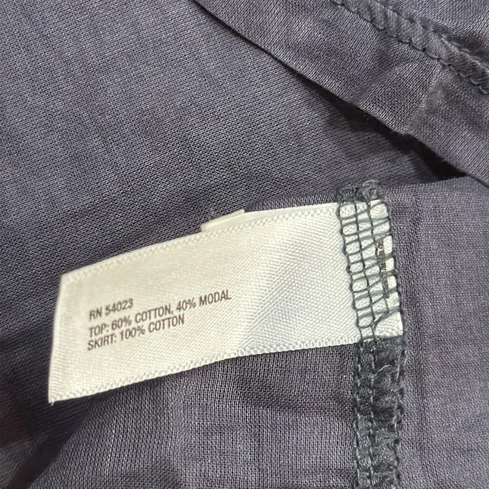 Gap  maternity sleeveless top size medium. - Image 5