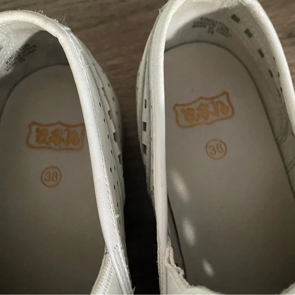 Ash Kingston White Leather Perforated Slip On Platform Sneaker size 8 38 - Image 9