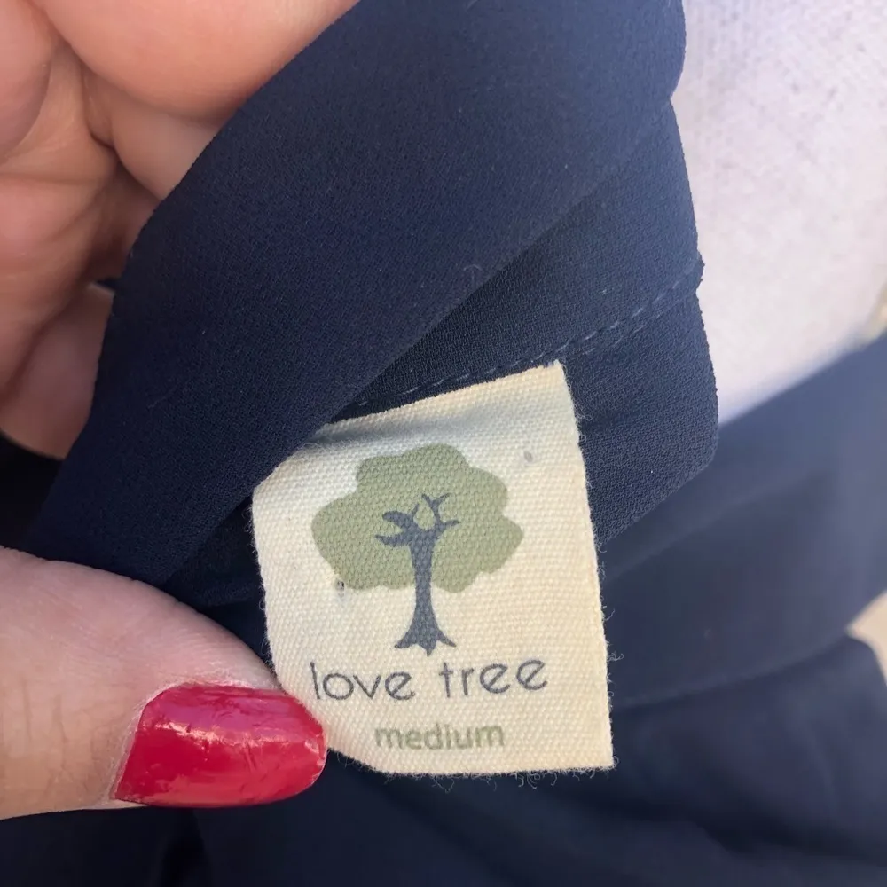 Love Tree  Striped button down Size Medium - Image 5