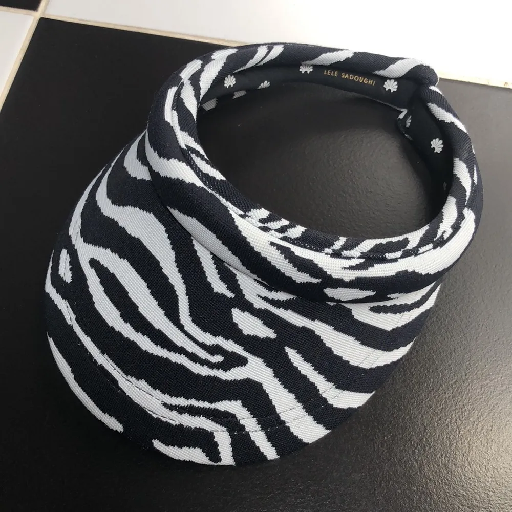 NWT Lele Sadoughi x Solid & Striped Collab Zebra Print Visor Terrycloth Beachy - Image 6