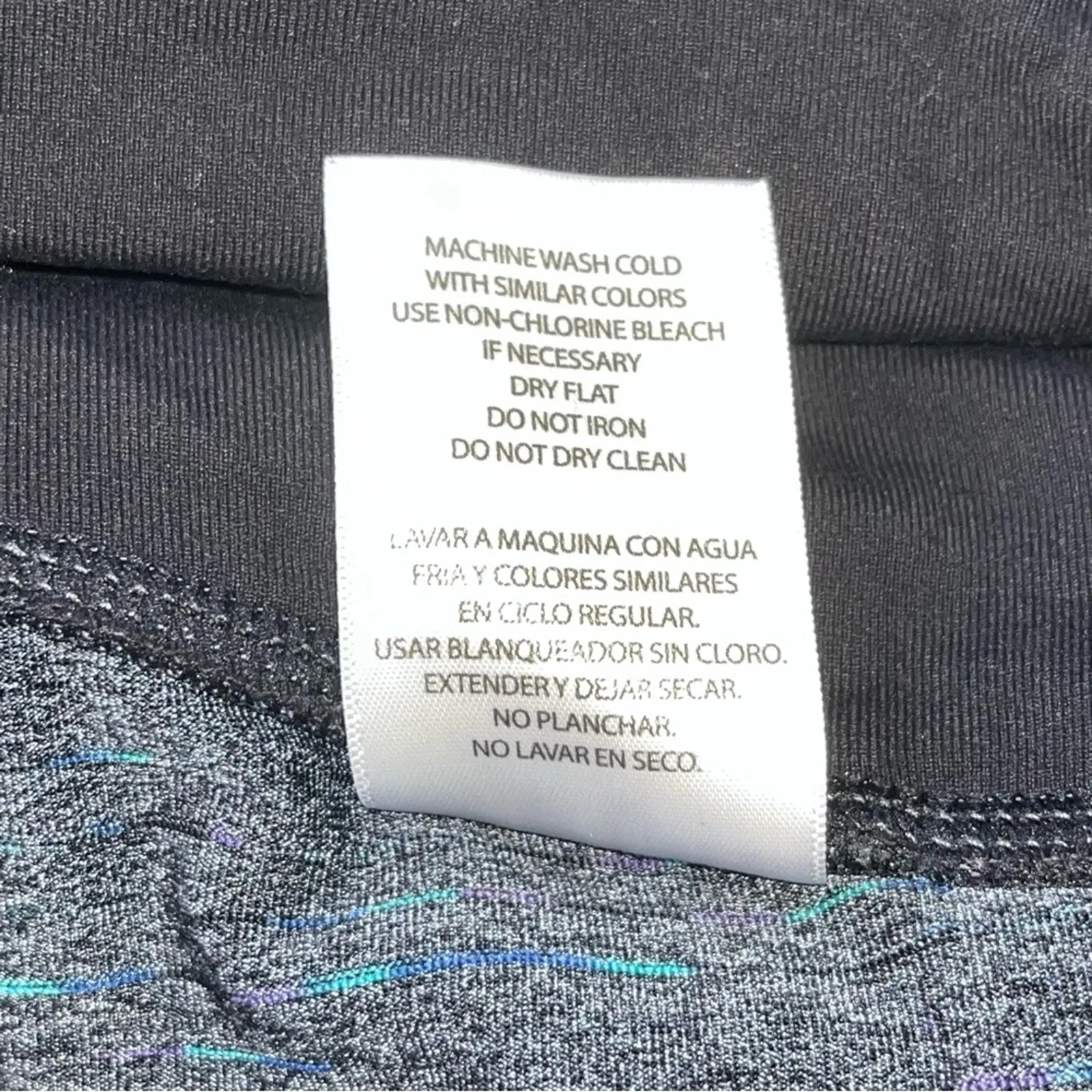 Tuff Athletics  Gray Heathered Crop Leggings Size Large - Image 7