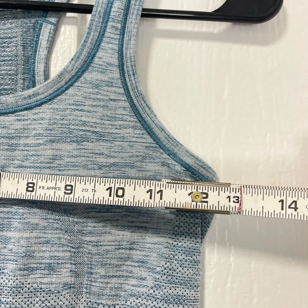 Lululemon SwiftlyTech Racerback Tank Heathered Teal space Dye  size 4 - Image 6