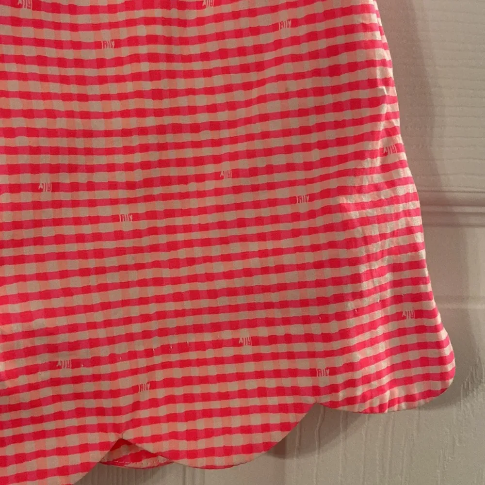 Lilly Pulitzer Skirt size XS excellent condition color pink and white length 16” - Image 2