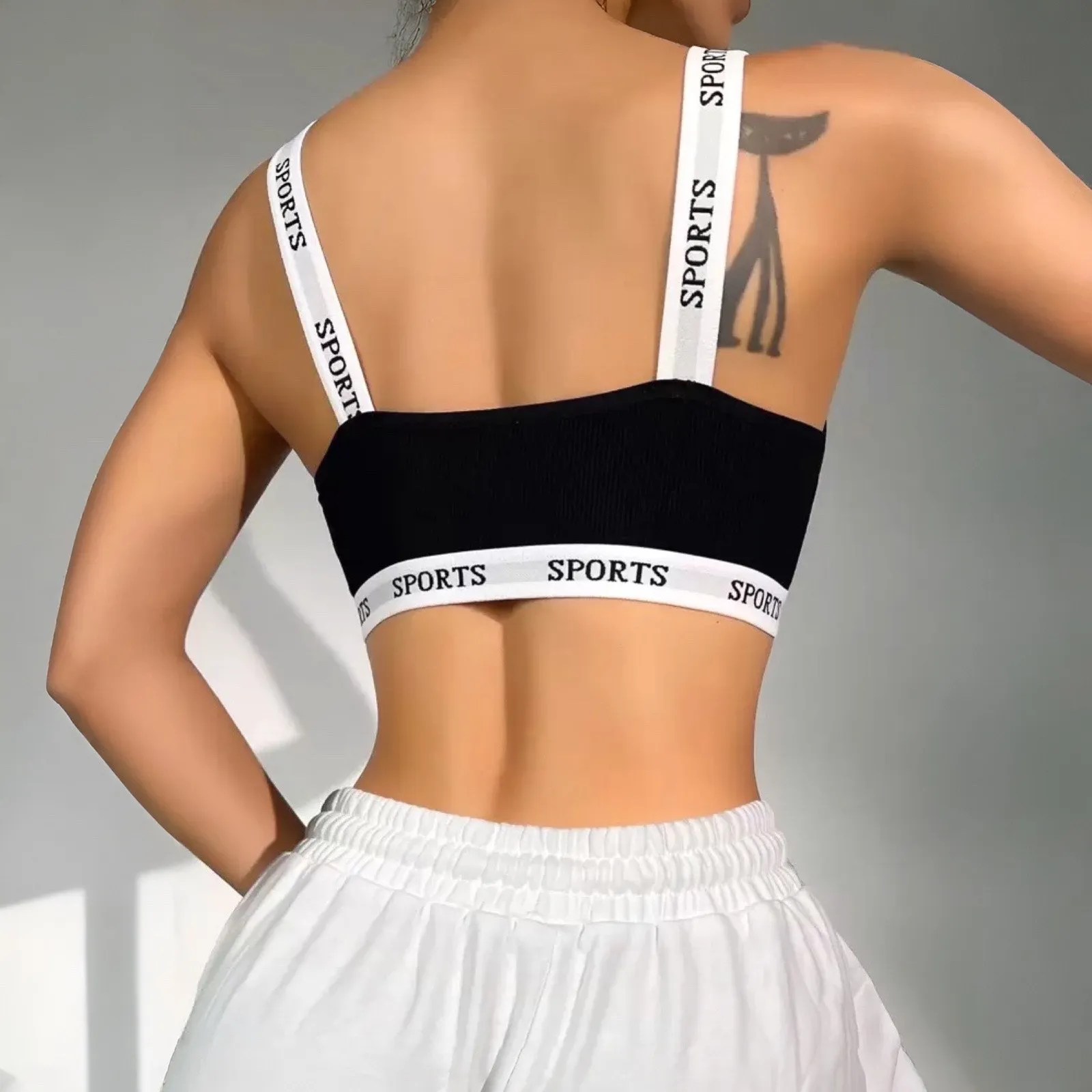SHEIN Wrap Style Sports Bra - Image 2