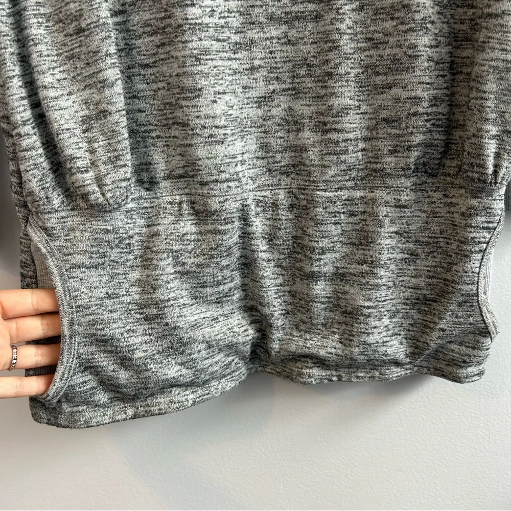Athleta Heathered Grey Batwing & Robin Kangaroo Pocket Top Size Small - Image 8