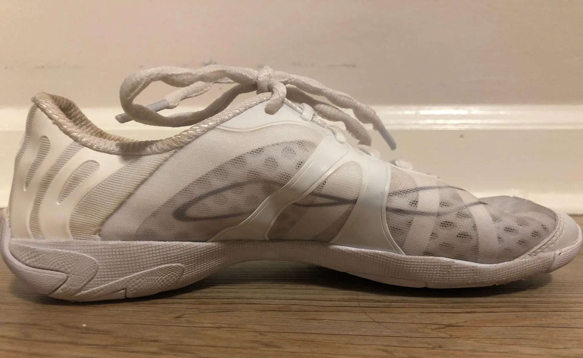 infinity Nfinity Evolution Cheer Shoes - Image 2