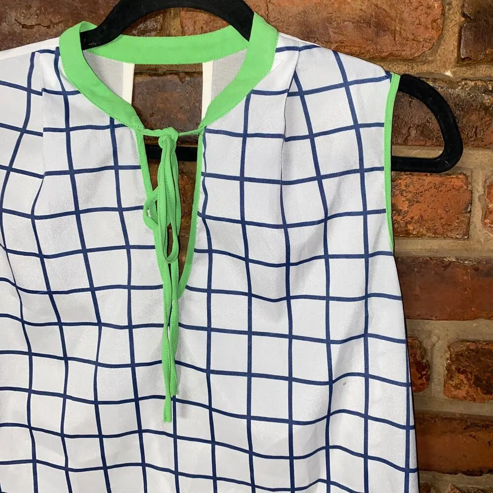 Jealous Tomato White Blue Green Plaid Sleeveless Keyhole Blouse Size Small - Image 2
