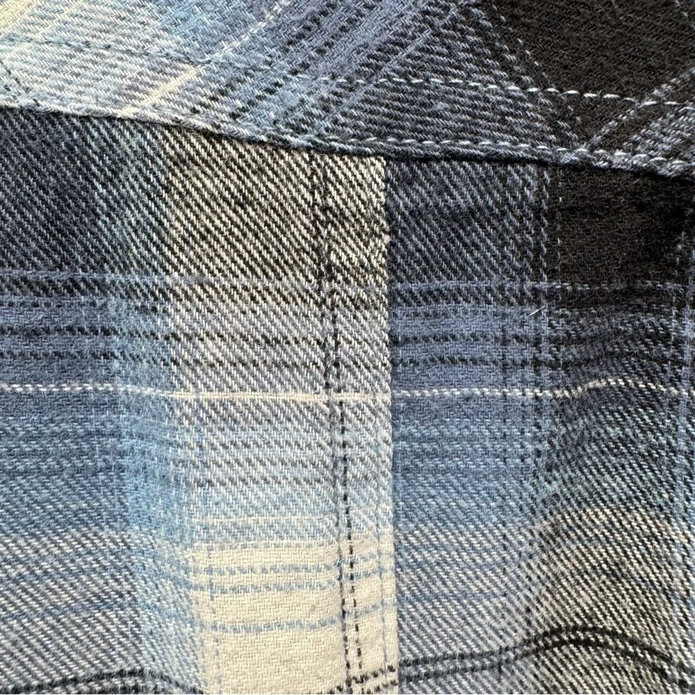 Blue Mountain Women’s Blue Plaid 100% Cotton Long Sleeve Flannel Grunge Shirt Size M - Image 6