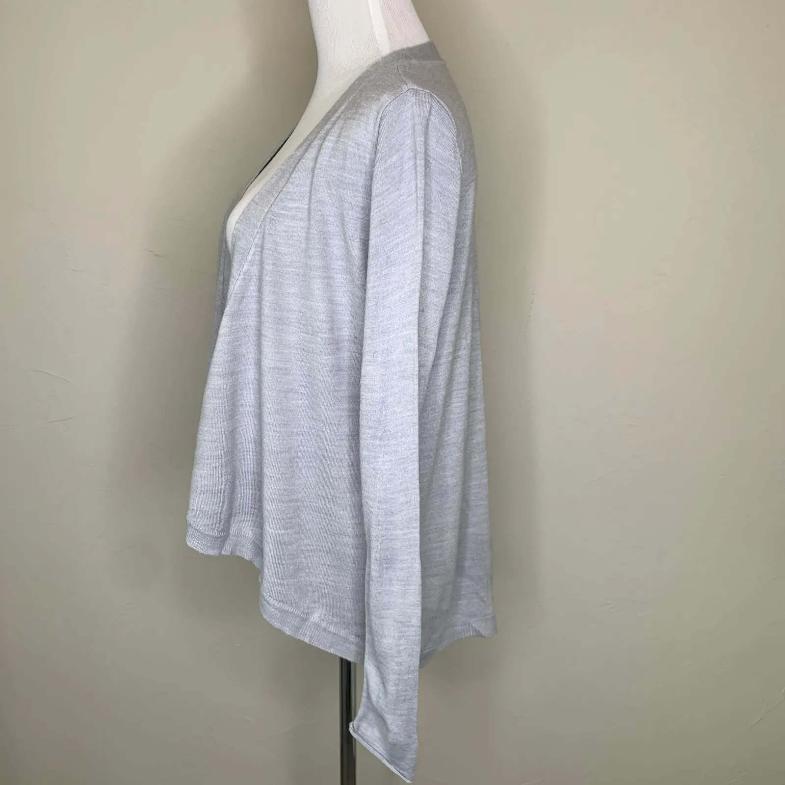 Light Gray Open Front Waterfall Cardigan Sz Medium - Image 3