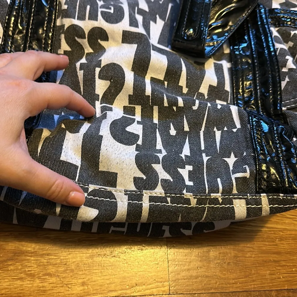 Guess Y2K Black & White Cotton Fabric Faux Leather Oversized Tote Bag Purse - Image 10