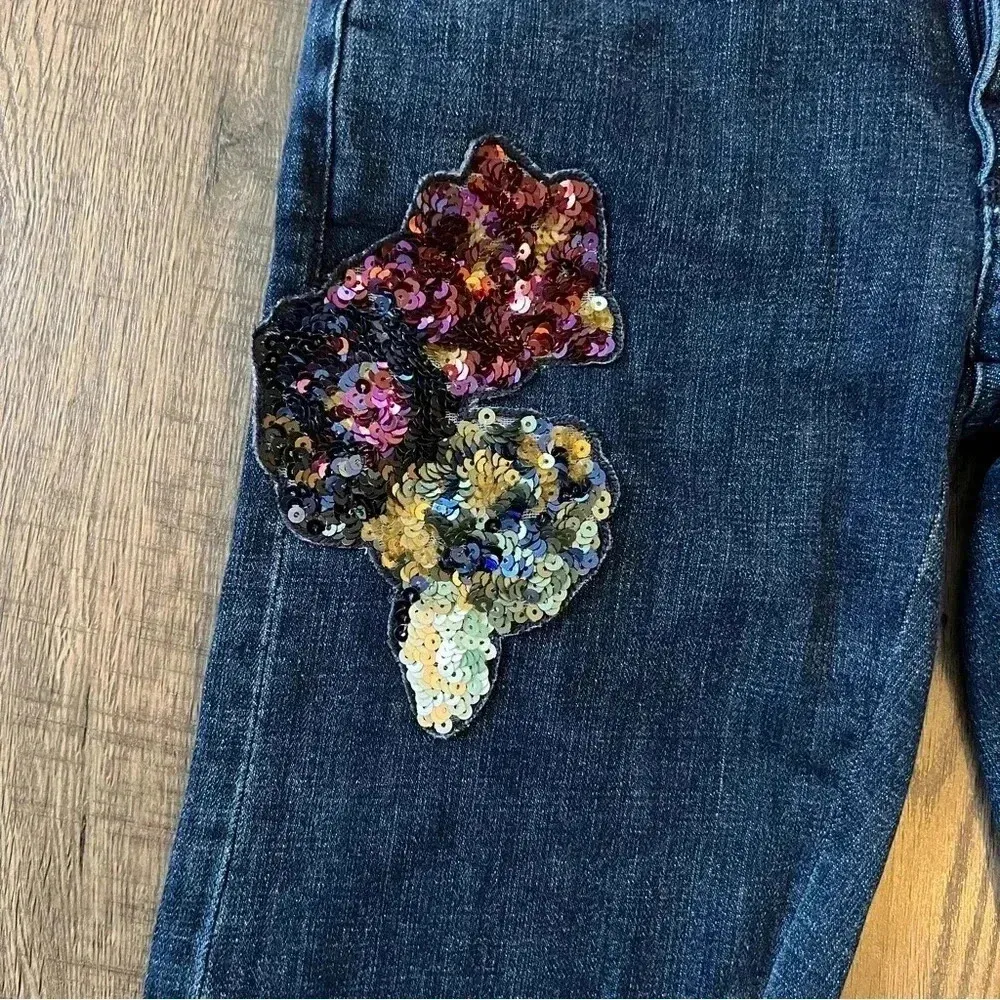 Pilcro women’s jeans pants sz 24 slim boyfriend sequin $5 - Image 2