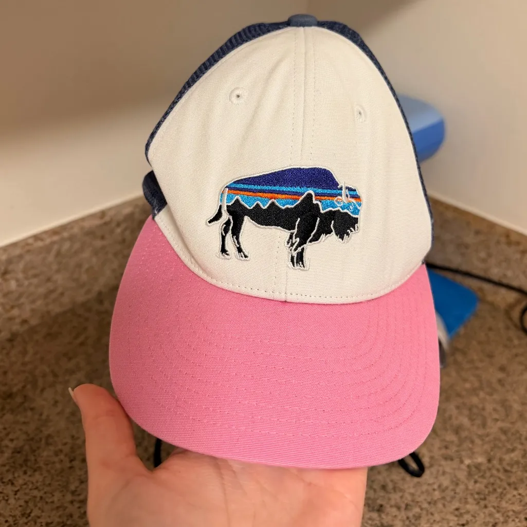 Patagonia Blue and White Trucker Hat - Image 2