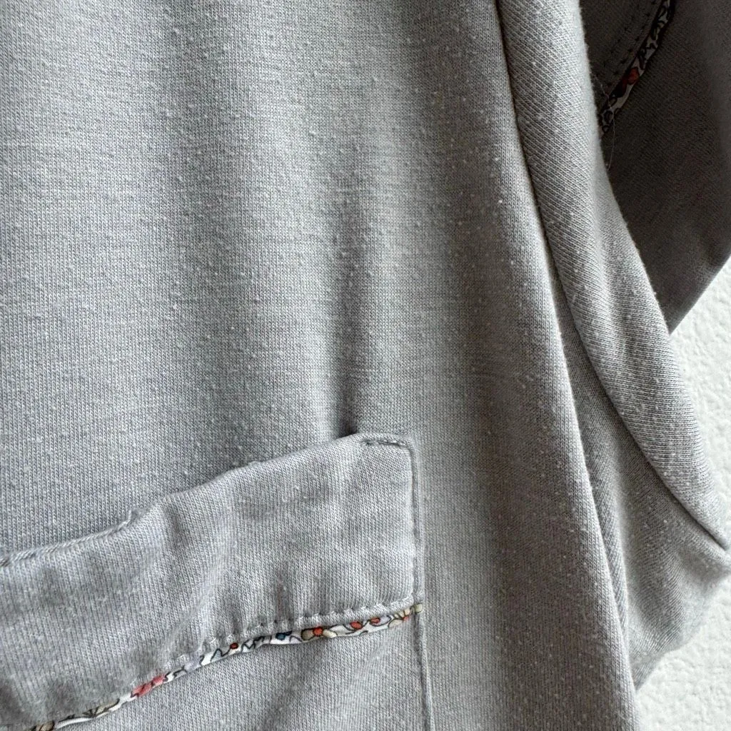 Eberjey Gray Floral Trim Button Down Short Sleeve Pajama Set Size Small? Medium? - Image 5