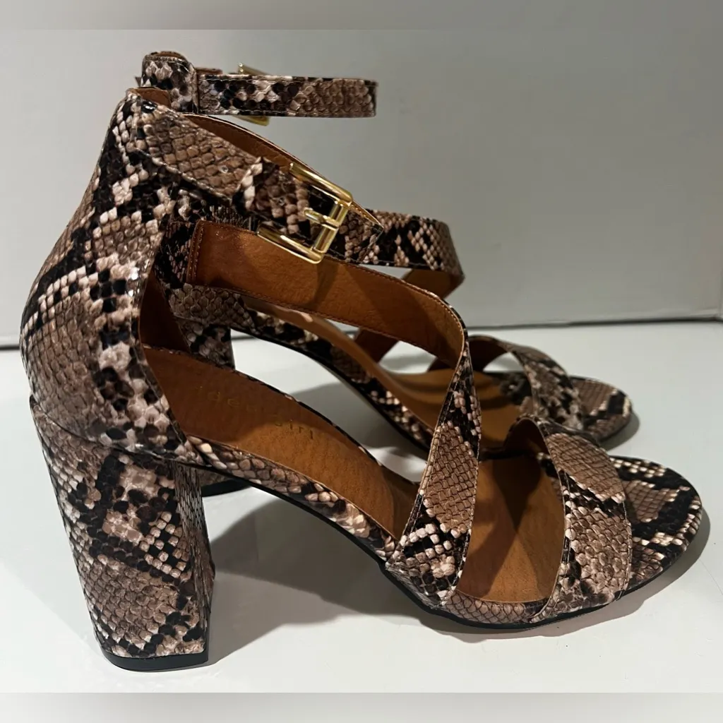 Madden Girl Hansleyy Snake Skin Block Heel Almond‎ Toe 3-Strap Sandals Size 8 - Image 7