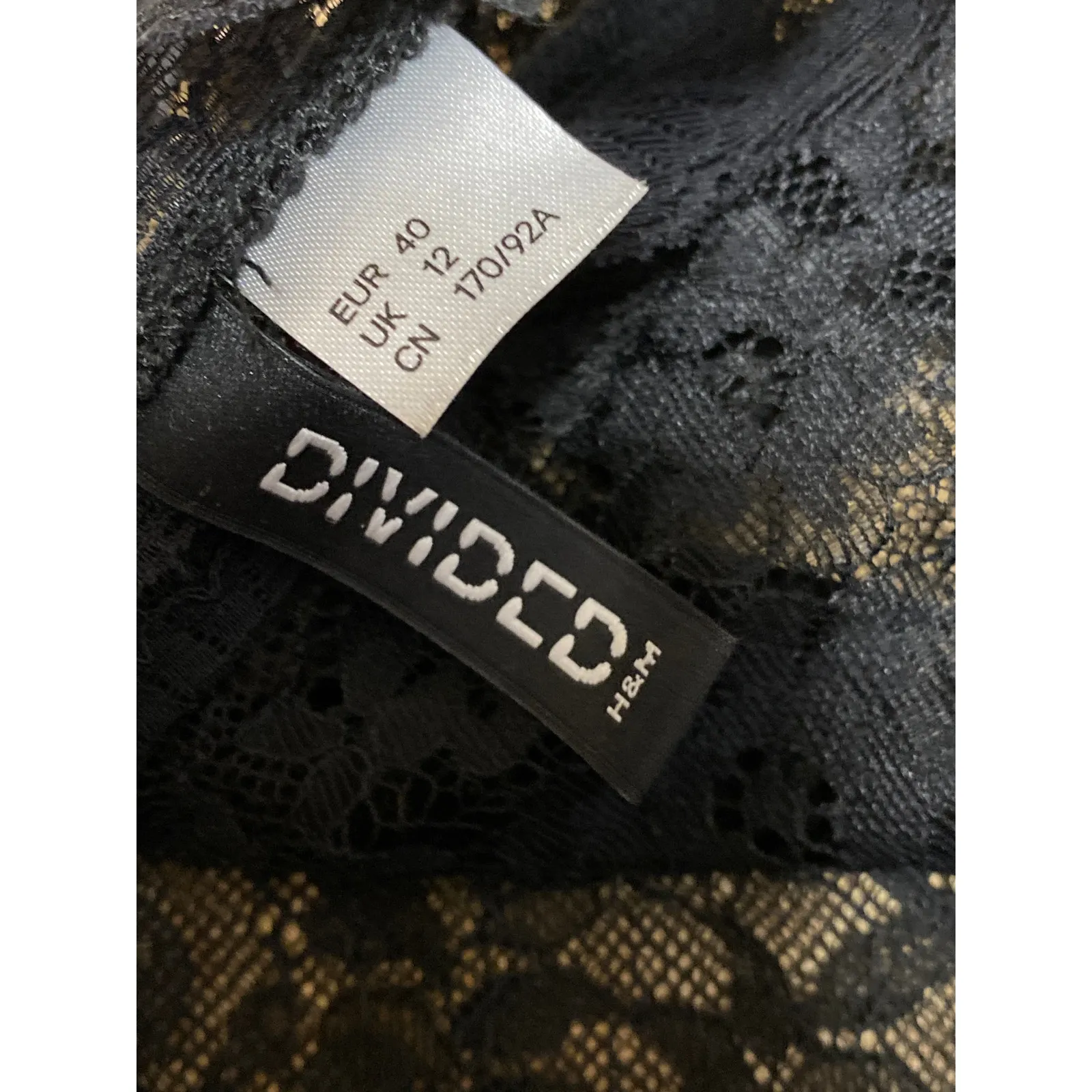 H&M Divided Black Floral Paisley Sheer Short Sleeve Lace Fringe Blouse Top Sz 8 - Image 5