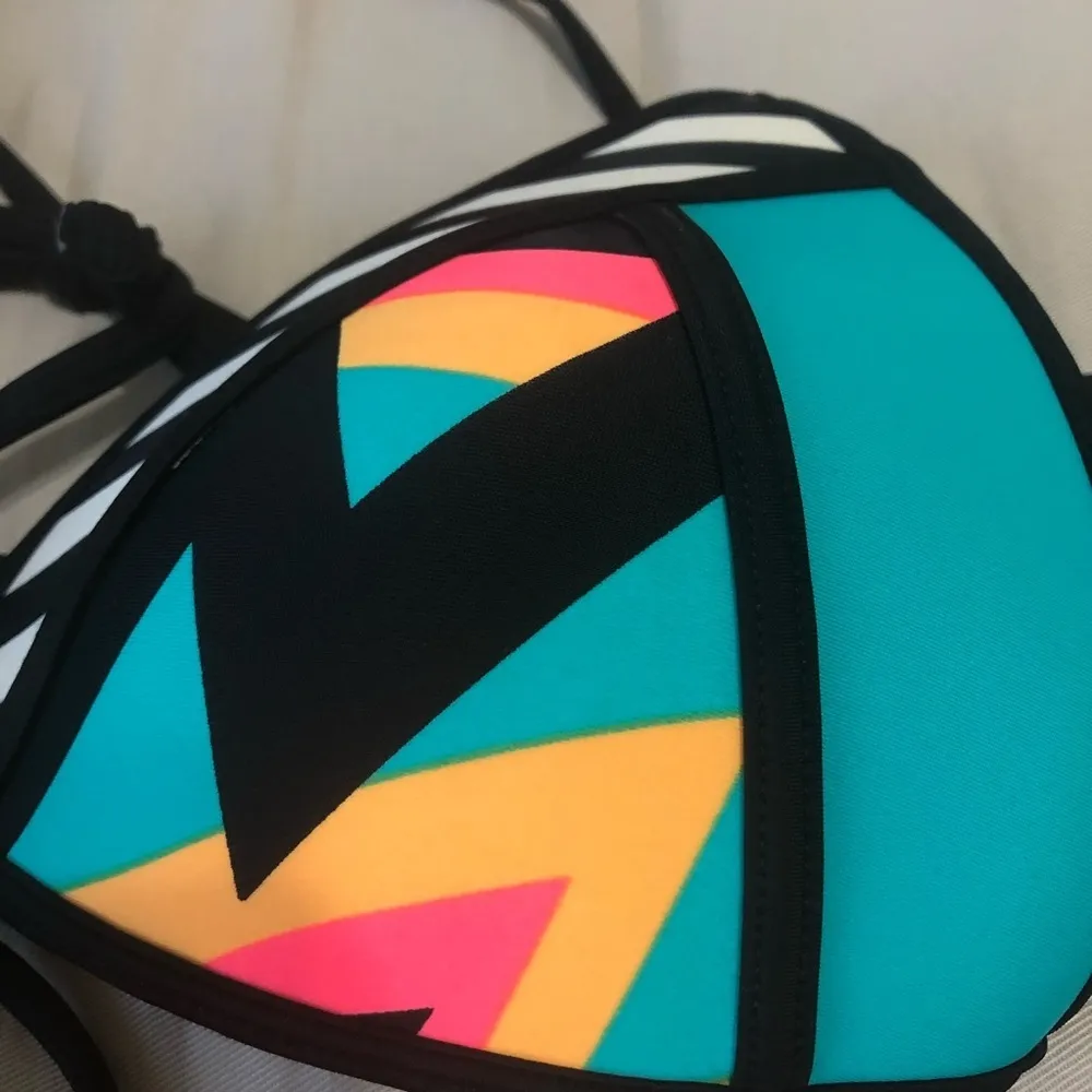 Body glove bikini small top xsmall bottoms - Image 3