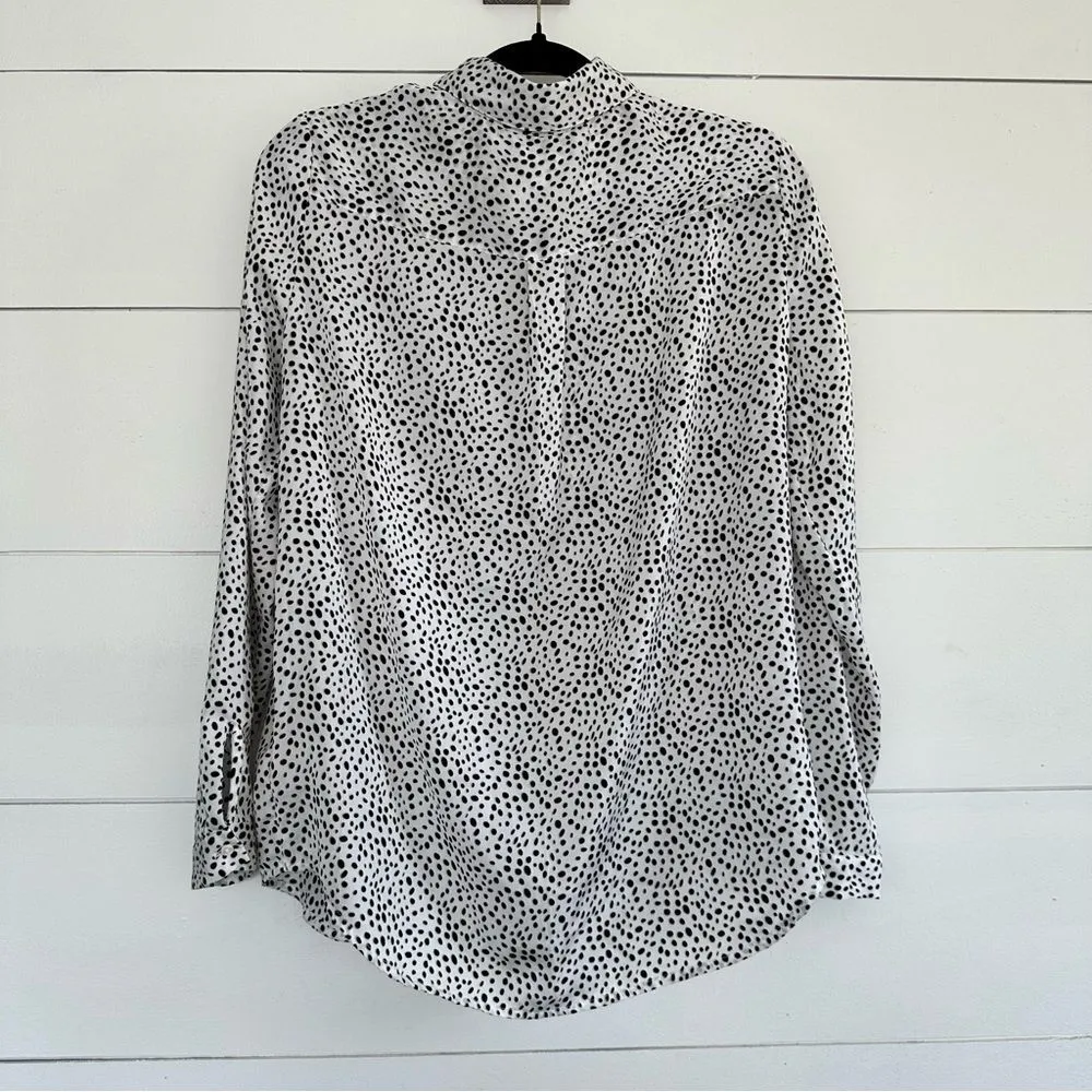 Avec Les Filles Women’s Small Animal Print Button Down Blouse - Image 2