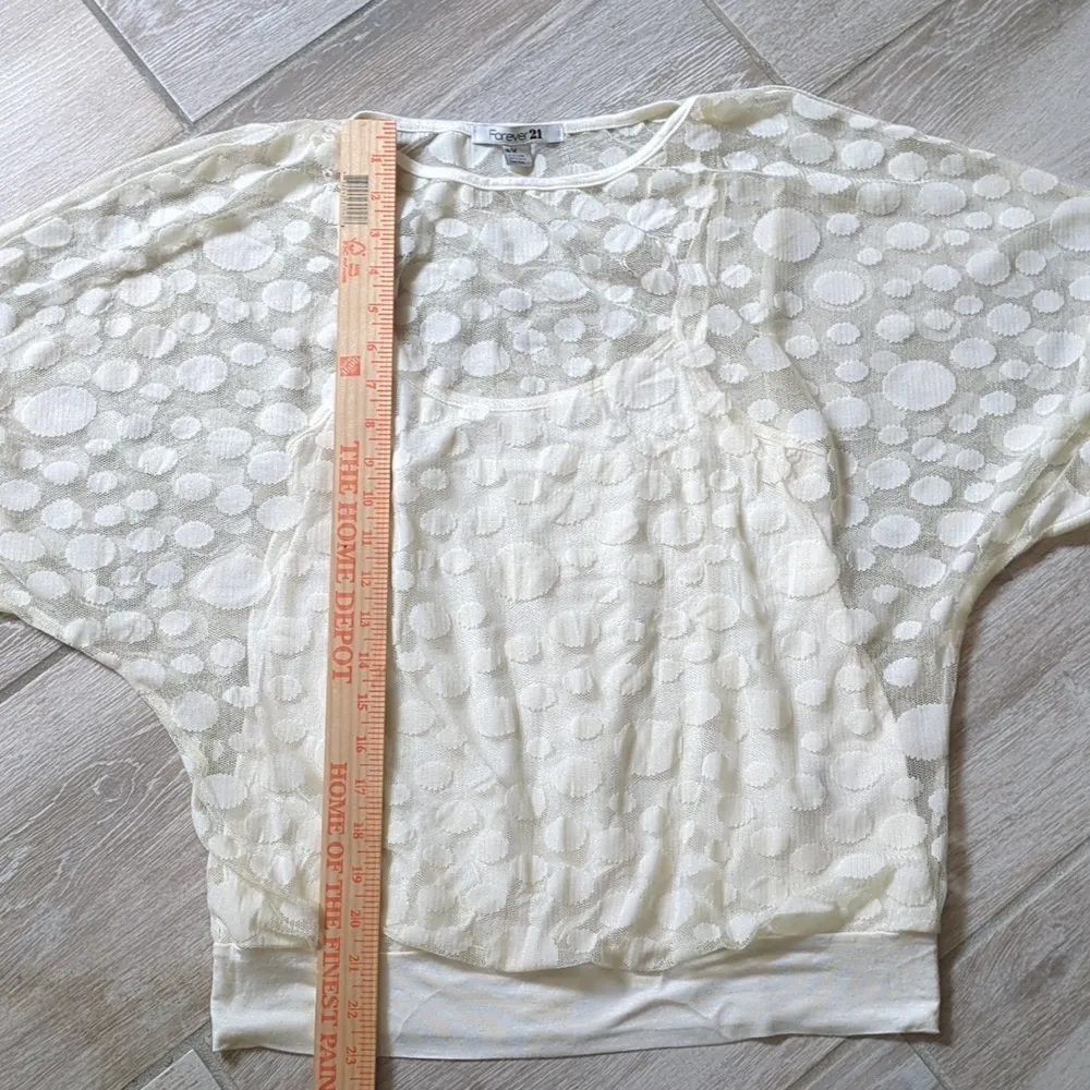 Forever 21 Short Sleeve Polka Dot Blouse - Image 12